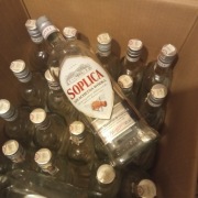 Puste  butelki po wódce Soplica 0,7 l