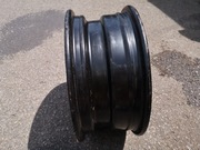 Felga stalowa nissan  15x6j CHx45
