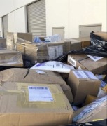 Nie odebrane paczki konsumenckie z platformy V resell odsprzedaż