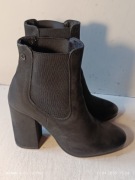 Botki, sztylety skórzane CARINII