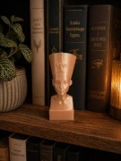 Popiersie Nefertiti – klasyczna rzeźba 3D – dekoracja loft / elegancja