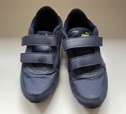 Sneakers Puma rozmiar 34 wkładka około 21,7 cm