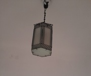 Metalowa ,ażurowa lampa sufitowa z PRL-u tanio okazja. 