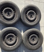 Felgi VW z oponami Nokian Wetproof 5x112 ET37 Opony 195/65R15 2024r.