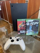 Xbox Series X Pad + 2 gry