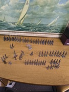 Zestaw 65 metalowych figurek żołnierzy – kolekcja vintage