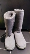 UGG Australia 5815 kolor szary rozmiar 39 - nowe
