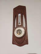 Stary drewniany barometr z termometrem 