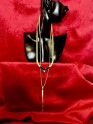 Długi wisiorek typu żmijka