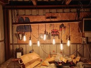 Ręcznie robiona lampa wiszącą