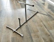 Regulowane metalowe dyby rozpórka spreader BDSM Bondage pręgierz