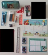 wyprawka materiały plastyczne i piśmiennicze zestaw szkolny dla dziewczynki