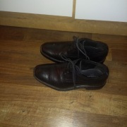 Buty chłopięce do garnituru, czarne  r.32