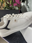 Sneakersy Pointy Court Tommy Hilfiger r 40  Nowy z metką Tommy Hilfiger