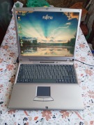 Ładny i zadbany retro laptop Fujitsu Siemens z ATI Rage pod retro gry!