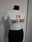 Crop top z napisem 'I love emo boys'