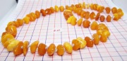 Sprzedam bursztyn bałtycki , duże korale Vintage , biżuteria 