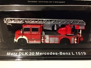 Wozy strażackie METZ DLK 30 MERCEDES - BENZ L 1519