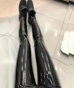 Legginsy ala latex blyszczące czarne L używane leginsy spodnie