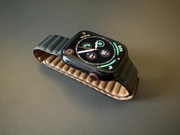 Apple Watch Series 8 45mm Midnight (aluminium + skórzana opaska)