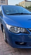 Honda civic hybrid 2009 przednie lampy 