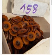 158 guziki rude brąz małe 10 sztuk