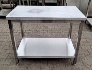 STÓŁ GASTRONOMICZNY Z PÓŁKĄ - CENTRALNY - 100/60/85 CM - M.1564.N