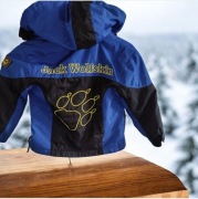 Przeciwdeszczowa ciepła kurtka z podpinką polarem Jack Wolfski r 98