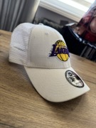 Lakers 9forty newera yankees czapka w stylu trucker