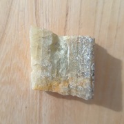 Akwamaryn surowy kamień szlachetny Mozambik 15,8 g 