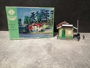 Stacja kolejowa H0 VERO + ludziki + pudełko UNIKAT 