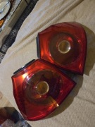 Volkswagen golf 5 tylne lampy 2 sztuki 