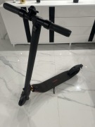 Hulajnoga elektryczna Segway Ninebot E22E