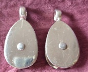 Dwa pojedyncze bloczki z mosiądzu 