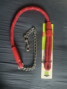 Czerwona smycz z karabińczykiem