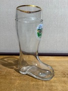 Szklany kufel w kształcie buta 19,5 cm – dekoracyjny, złocony rant