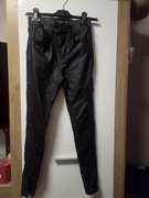 Spodnie damskie typu skórzane 