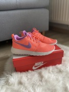 Buty WMNS NIKE ROSHE ONE BR 37,5
