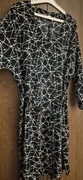 Świetna sukienka do pracy 44-46