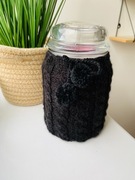 Sweterek z pomponami na duże świece Yankee Candle