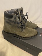 Tommy Hilfiger Outdoor Suede . 41-27.5