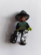 Lego minifigurka Wiedźma na Halloween (z kotem)
