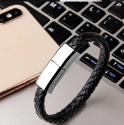 Bransoletka kabel USB/USB-C czarna plecionka 