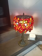 Lampa witrażowa z kamieniami naturalnymi