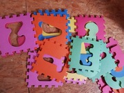 Puzzle piankowe, dywan literki, cyferki 30x30cm