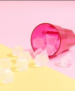 Sinsay Zestaw 16 kostek chłodzących w kształcie diamentów