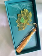 Elegancka zakładka do książki- kwiat - pudełeczko