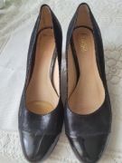 Czółenka  damskie  firmy CORSO rozm. 41 z naturalnej skóry