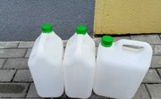 Plastikowe kanistry 5L, beczki, ZA DARMO