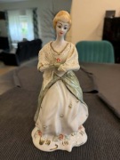 Rumuńska porcelanowa dama